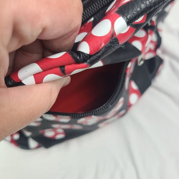 Walt Disney World Parks Minnie Mouse Bows Mini Backpack Red Black Faux Leather - Picture 11 of 16